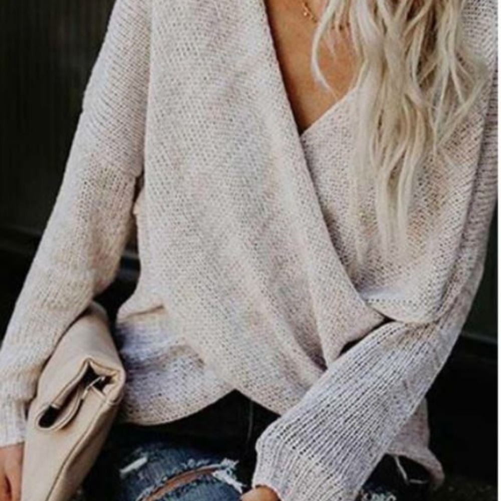 LAST ONE! V Neck Criss Cross Knit Pullover Sweater - Picture 4 of 8